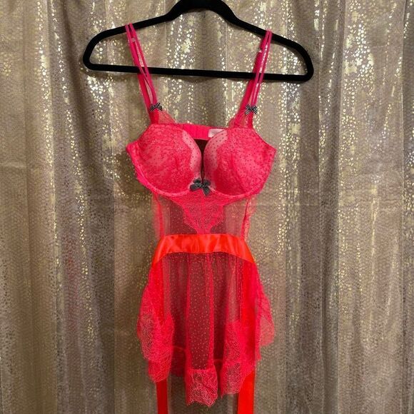 Victoria’s Secret Neon Hot Pink Polka Dot Push Up Babydoll Lingerie, 36C NWOT - Picture 1 of 10